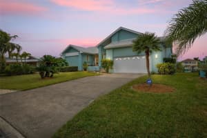 6321 COCOA LANE, APOLLO BEACH, FL 33572 Sold 03/15/24
