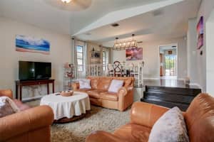3147 CARLOS DRIVE, DUNEDIN, FL 34698 Sold 05/06/24