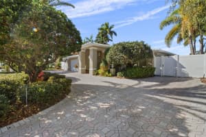 10074 YACHT CLUB DRIVE, TREASURE ISLAND, FL 33706 Sold 06/25/24
