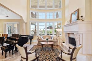 6206 PASADENA POINT BOULEVARD, ST PETERSBURG, FL 33707 Sold 08/19/24