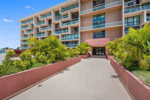 1 KEY CAPRI #406E, TREASURE ISLAND, FL 33706 Sold 05/24/24