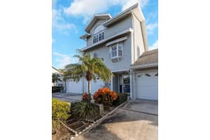 11722 CURRIE LANE, LARGO, FL 33774 Sold 03/30/24