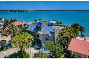 516 BELLE ISLE AVENUE, BELLEAIR BEACH, FL 33786 Sold 07/30/25