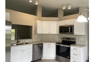 3317 QUEENS COVE LOOP, WINTER HAVEN, FL 33880 Sold 02/21/24