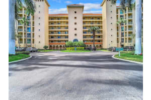 4737 DOLPHIN CAY LANE, ST PETERSBURG, FL 33711 Sold 07/10/24