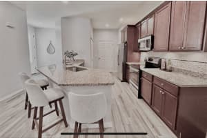 1975 MARLINGTON WAY, CLEARWATER, FL 33763 Sold 04/09/24