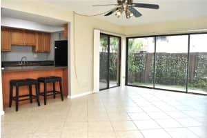 850 VILLAGE LAKE TERRACE, ST PETERSBURG, FL 33716 Sold 06/19/24