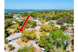 1552 DOUGLAS AVENUE, DUNEDIN, FL 34698 Sold 02/26/24