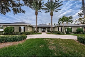 4916 62ND AVENUE, ST PETERSBURG, FL 33715 Sold 07/17/24