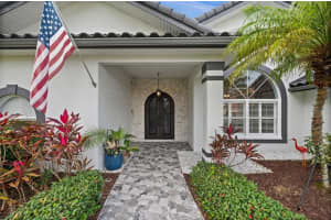 1063 EISENHOWER DRIVE, NOKOMIS, FL 34275 Sold 03/15/24