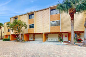 484 SANDY HOOK ROAD, TREASURE ISLAND, FL 33706 Sold 05/28/24