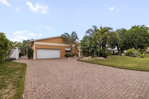 10206 3RD STREET, TREASURE ISLAND, FL 33706 Sold 04/15/24