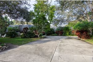 2627 DESOTO WAY, ST PETERSBURG, FL 33712 Sold 05/03/24