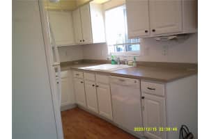 8101 113TH STREET, SEMINOLE, FL 33772 Sold 09/09/24