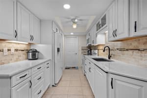 3204 GREEN DOLPHIN STREET, TARPON SPRINGS, FL 34689 Sold 05/09/24