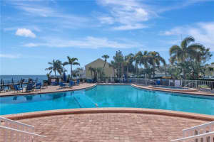 4985 COQUINA KEY DRIVE, ST PETERSBURG, FL 33705 Sold 04/08/24