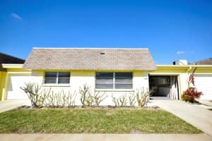 7057 Versailles N #15, PINELLAS PARK