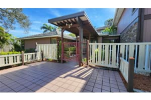 8608 LONGWOOD DRIVE, LARGO, FL 33777 Sold 10/25/24