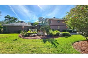 8608 LONGWOOD DRIVE, LARGO, FL 33777 Sold 10/25/24