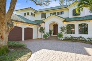 109 BAY POINT DRIVE, ST PETERSBURG, FL 33704 Sold 10/25/24