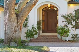 109 BAY POINT DRIVE, ST PETERSBURG, FL 33704 Sold 10/25/24