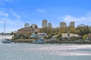 109 BAY POINT DRIVE, ST PETERSBURG, FL 33704 Sold 10/25/24