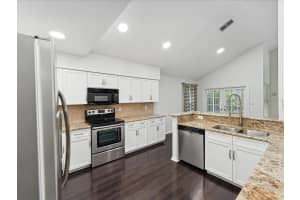 2220 GREEN OAKS LANE, TAMPA, FL 33612 Sold 04/16/24