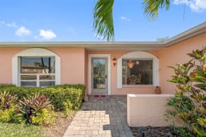 11465 5TH STREET, TREASURE ISLAND, FL 33706 Sold 05/30/24