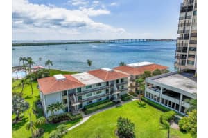 6287 BAHIA DEL MAR CIRCLE, ST PETERSBURG, FL 33715 Sold 09/16/24
