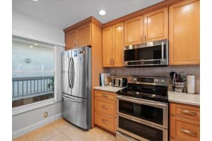 6279 SUN BOULEVARD, ST PETERSBURG, FL 33715 Sold 05/22/24