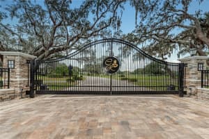 1091 ROYAL TROON COURT, TARPON SPRINGS, FL 34688 Sold 05/15/24