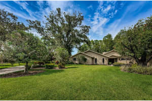 1091 ROYAL TROON COURT, TARPON SPRINGS, FL 34688 Sold 05/15/24