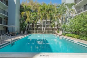 105 4TH AVENUE, ST PETERSBURG, FL 33701 Sold 05/01/24