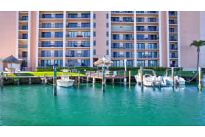 51 ISLAND WAY, CLEARWATER, FL 33767 Sold 11/27/24