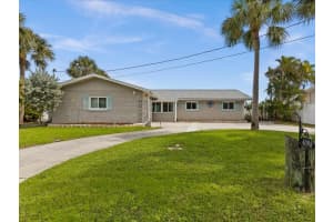 4098 COQUINA KEY DRIVE, ST PETERSBURG, FL 33705 Sold 05/17/24