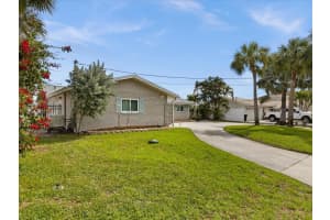 4098 COQUINA KEY DRIVE, ST PETERSBURG, FL 33705 Sold 05/17/24
