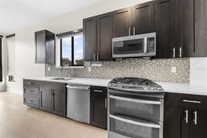 810 2ND AVENUE, ST PETERSBURG, FL 33701 Sold 10/01/24