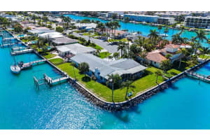 12555 4TH STREET, TREASURE ISLAND, FL 33706 Sold 05/09/24