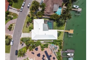 10066 YACHT CLUB DRIVE, TREASURE ISLAND, FL 33706 Sold 04/30/24