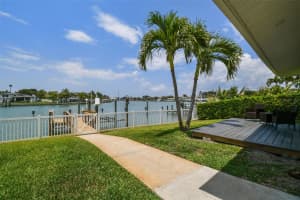 10066 YACHT CLUB DRIVE, TREASURE ISLAND, FL 33706 Sold 04/30/24