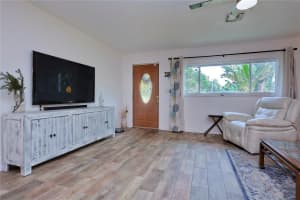 1622 ALCAZAR WAY, ST PETERSBURG, FL 33712 Sold 04/23/24
