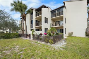 2211 BELLEAIR ROAD, CLEARWATER, FL 33764 Sold 01/07/25