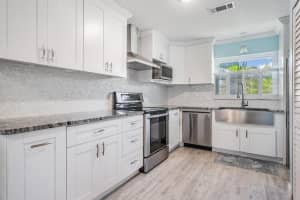2700 BAYSHORE BOULEVARD, DUNEDIN, FL 34698 Sold 04/12/24