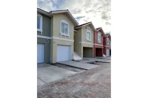 55 BAYVIEW COURT, ST PETERSBURG, FL 33711 Sold 08/14/24