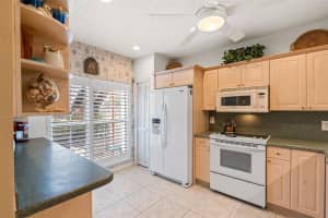 11377 HARBOR WAY, LARGO, FL 33774 Sold 03/20/24
