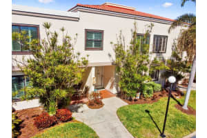 6290 BAHIA DEL MAR CIRCLE, ST PETERSBURG, FL 33715 Sold 05/16/24