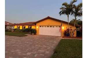 1994 KANSAS AVENUE, ST PETERSBURG, FL 33703 Sold 05/08/24