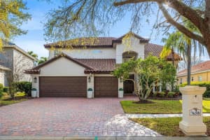 7658 ARALIA WAY, LARGO, FL 33777 Sold 04/10/24