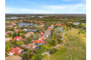 7658 ARALIA WAY, LARGO, FL 33777 Sold 04/10/24