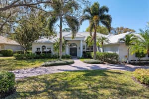 8207 REGENTS COURT, UNIVERSITY PARK, FL 34201 Sold 05/06/24
